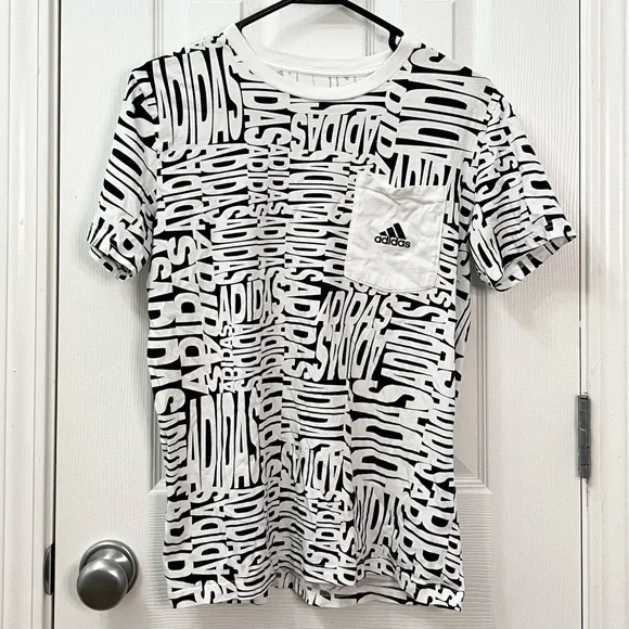 Adidas All Over Logo Print Short Sleeve Graphic T Shirt Boys Size L - Picture 2 of 7